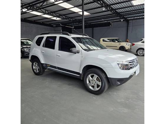 RENAULT DUSTER 1.6 OUTDOOR 4X2 16V FLEX 4P MANUAL RENAULT DUSTER 1.6 OUTDOOR 4X2 16V FLEX 4P MANUAL